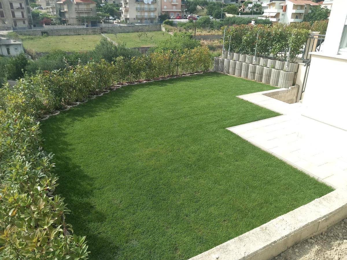 Magi House With Pool Apartment Подстрана Екстериор снимка